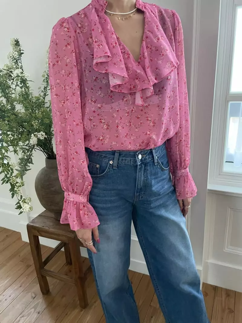 Artisover - Korean Women Fashion - #thelittlethings - Flower Mone Blouse - 2