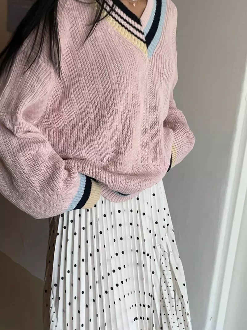 Artisover - Korean Women Fashion - #womensfashion - School V-neck Knit Tee