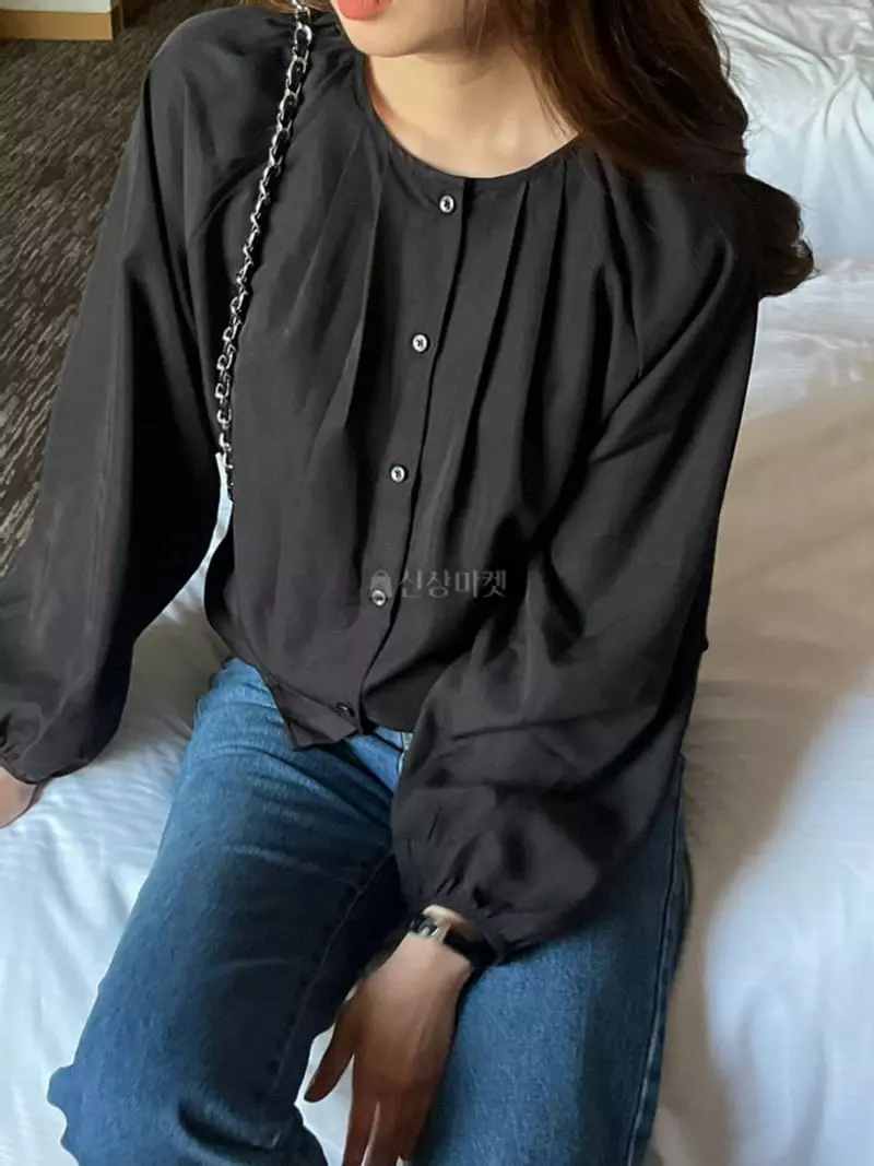 Atthismoment - Korean Women Fashion - #momslook - Pintuck Blouse - 3