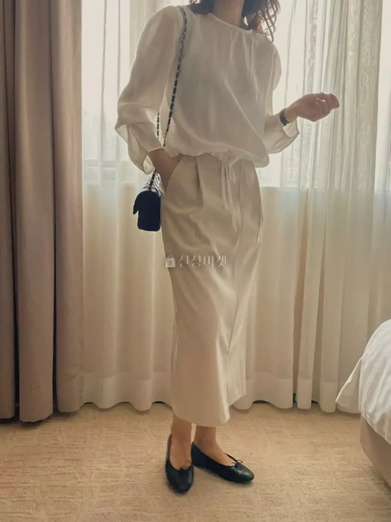 Atthismoment - Korean Women Fashion - #pursuepretty - Tulip Blouse - 2