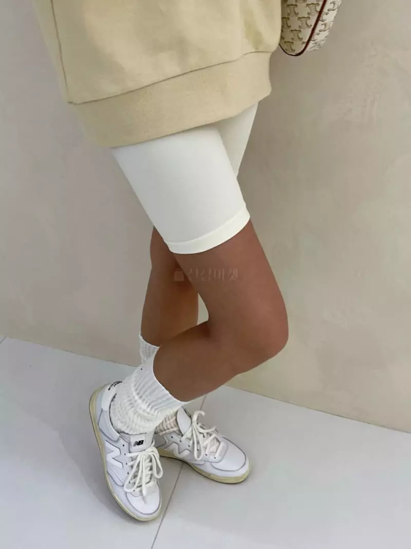 Auver_fit - Korean Women Fashion - #thelittlethings - Bike Short Leggings - 2