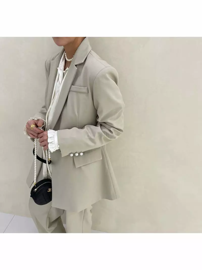 Auver_fit - Korean Women Fashion - #womensfashion - Pearl Pin Line Jacket - 2