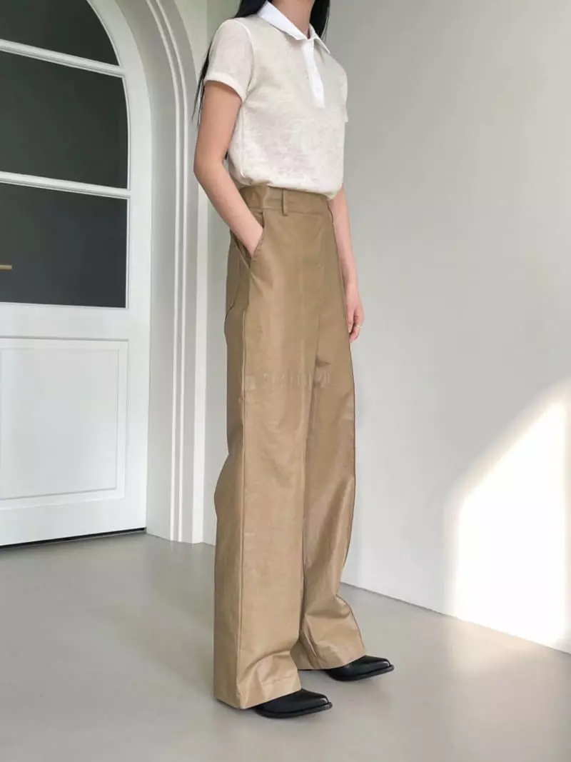 Avecnous - Korean Women Fashion - #restrostyle - Bucket Wool Collar Tee - 3