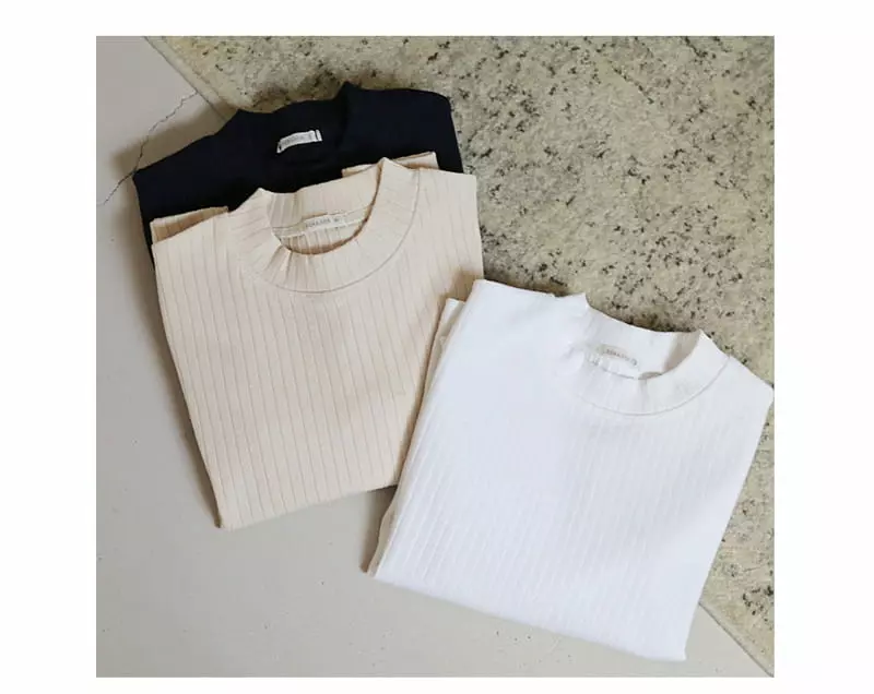 BIEN A BIEN - Korean Children Fashion Brand - #kidzfashiontrend - Cream Mock Neck Tee