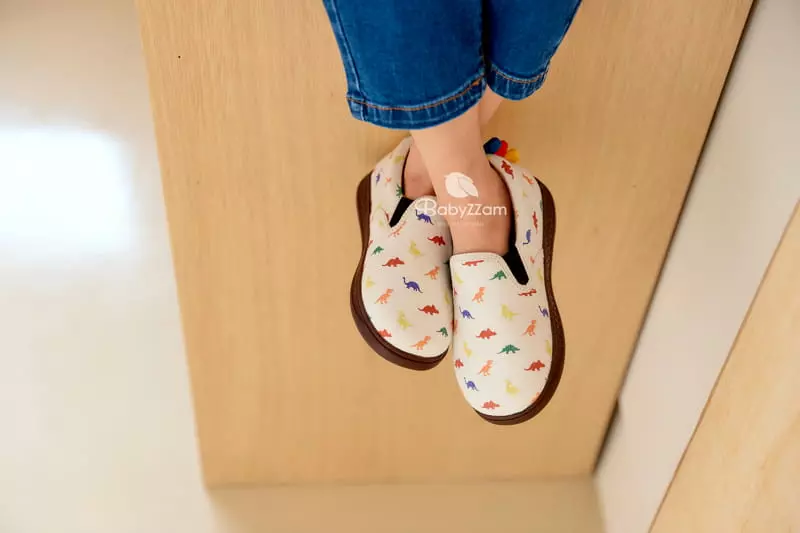 BabyZzam - Korean Children Fashion - #kidsstore - LED Dino Slip-on - 11