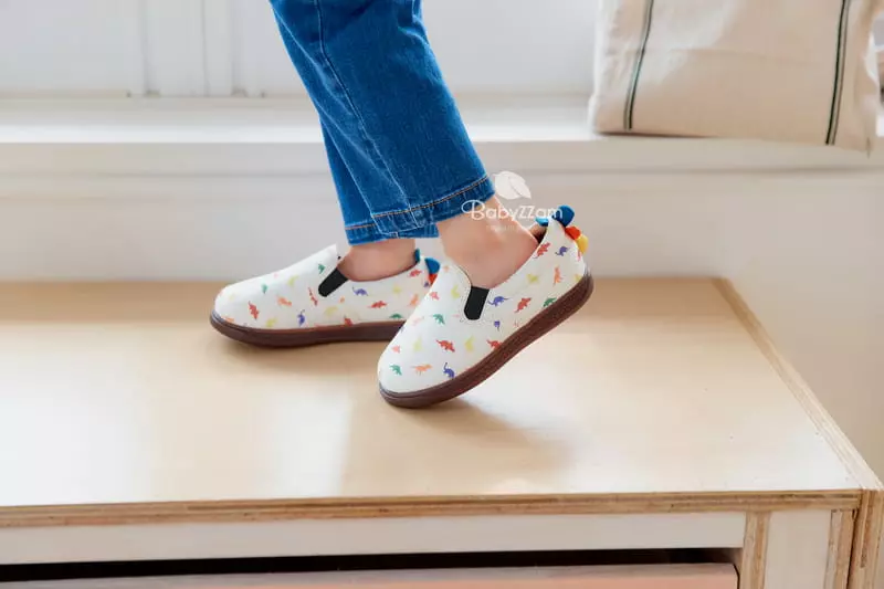 BabyZzam - Korean Children Fashion - #kidzfashiontrend - LED Dino Slip-on - 12