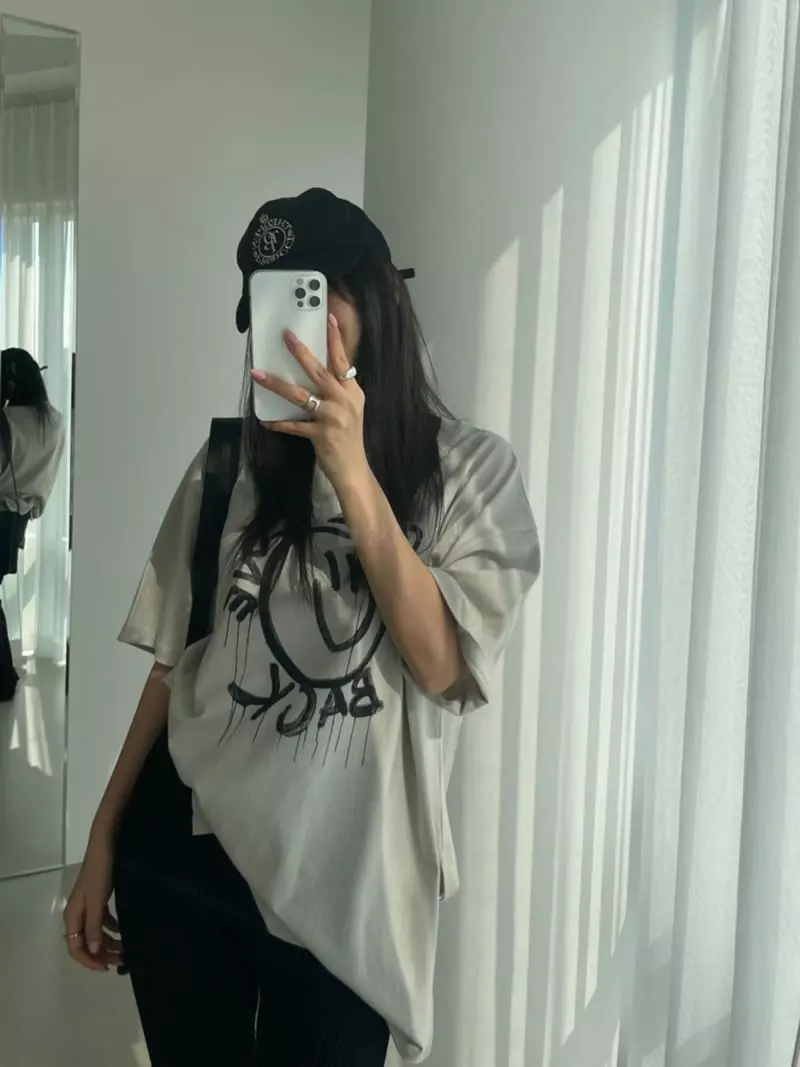 Baguette - Korean Women Fashion - #momslook - Smile Tee