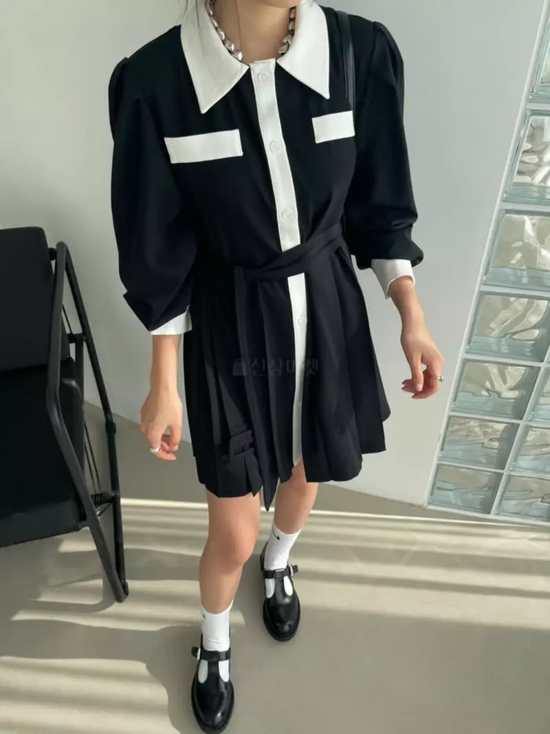 Baguette - Korean Women Fashion - #womensfashion - Wrinkle coloring One-piece - 4