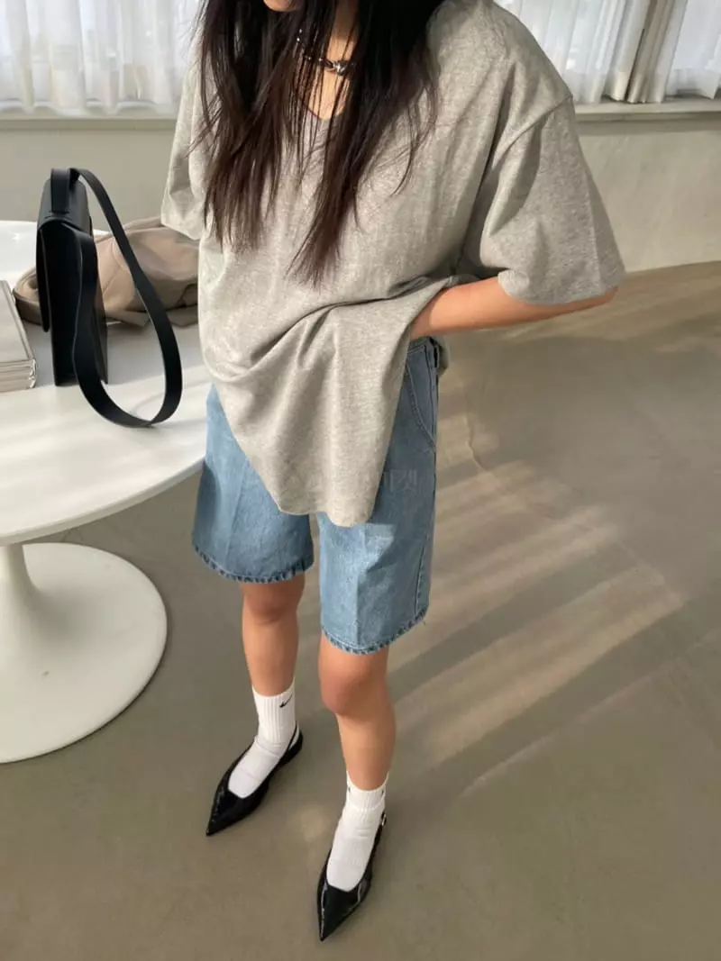 Baguette - Korean Women Fashion - #pursuepretty - V-Neck Tee - 5