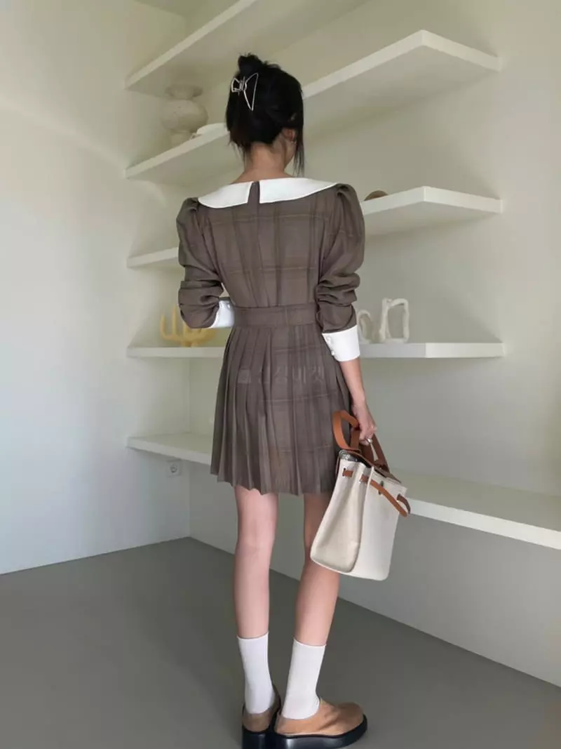 Baguette - Korean Women Fashion - #womensfashion - Pleats Check One-piece - 3