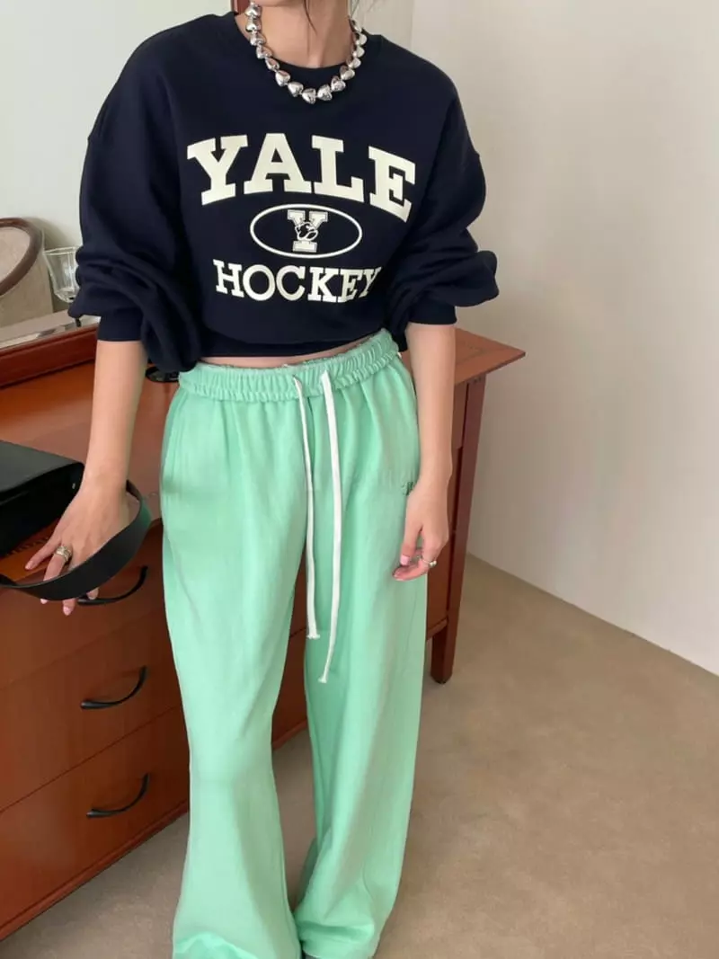Baguette - Korean Women Fashion - #womensfashion - Yale Sweatshirt