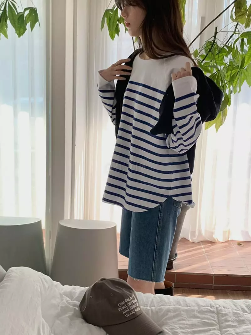 Baking Powder - Korean Women Fashion - #vintageinspired - Saint Stripe Tee - 4
