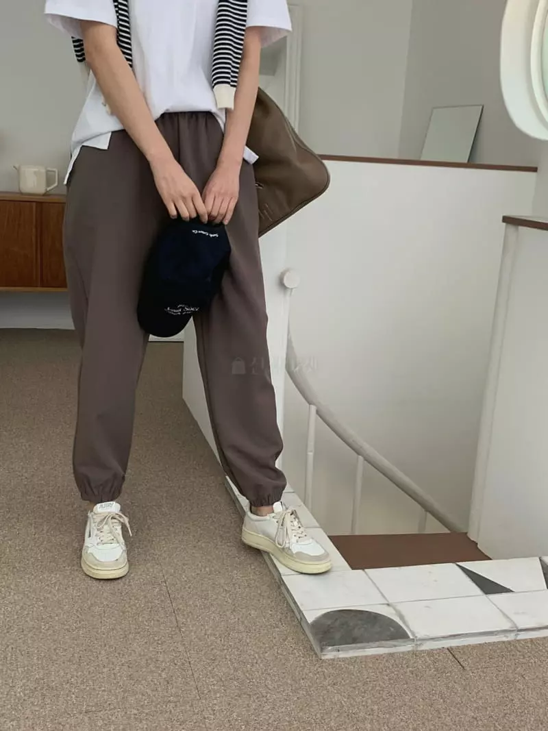 Baking Powder - Korean Women Fashion - #womensfashion - Hush Jogger Pants - 2