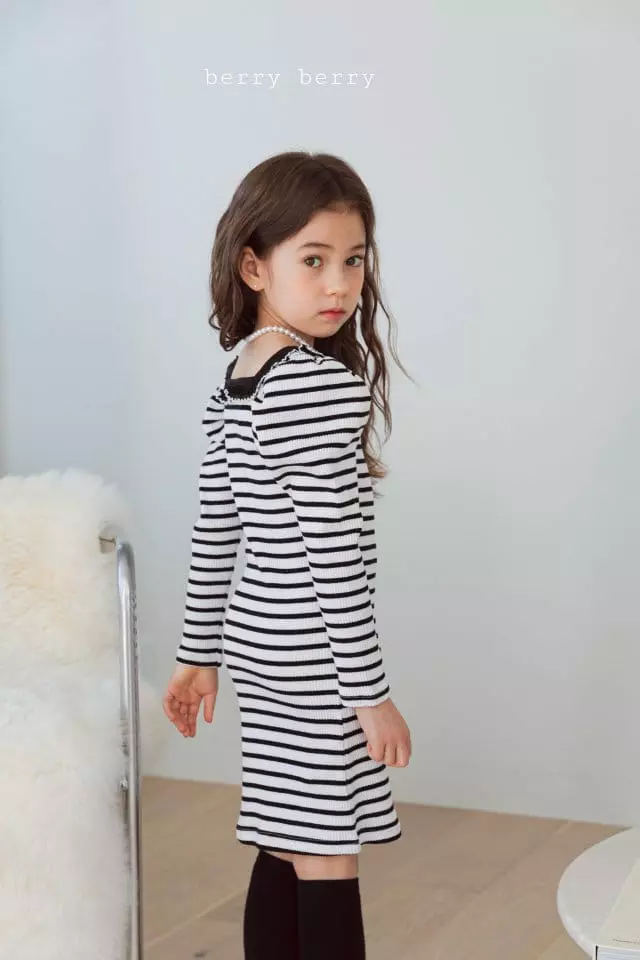 Berry Berry - Korean Children Fashion - #littlefashionista - Ggu Ggu One-piece - 2