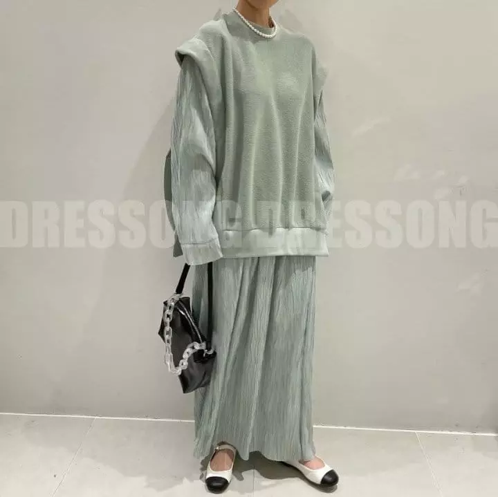 Black Fuchsia - Korean Women Fashion - #momslook - Layered Wrinkles One-piece - 7