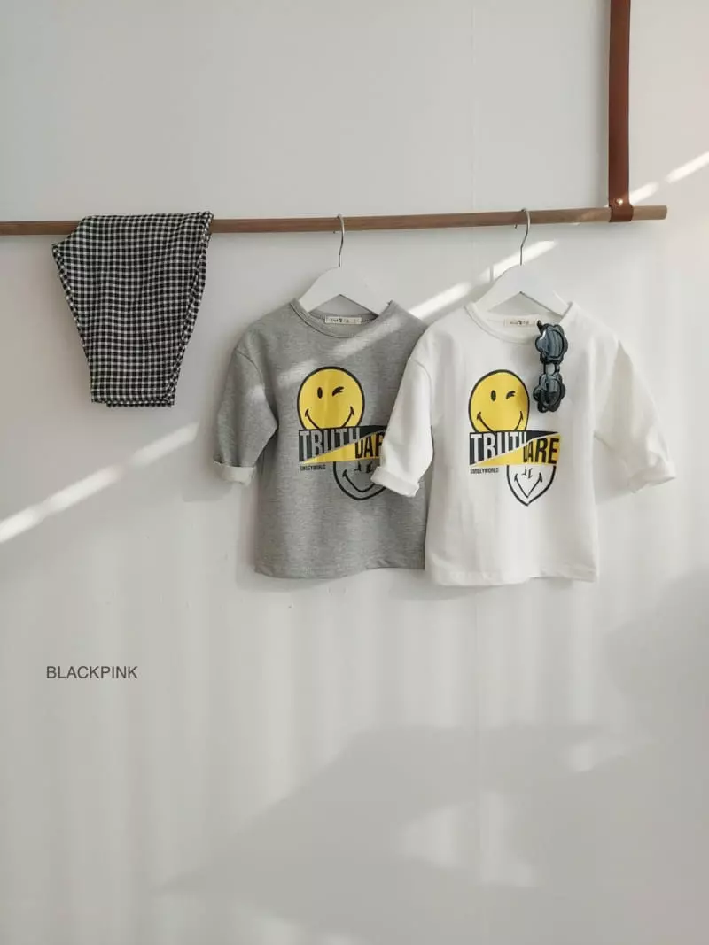 Black Pink - Korean Children Fashion - #kidsshorts - Smile Tee