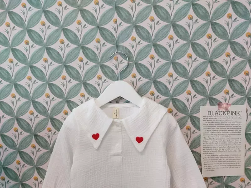 Black Pink - Korean Children Fashion - #minifashionista - Heart Embroidery Blouse - 10