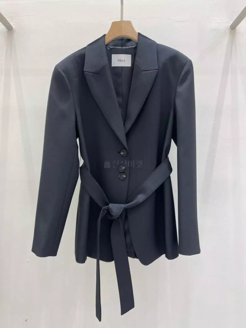 Blanc - Korean Women Fashion - #momslook - Bird Jacket - 3