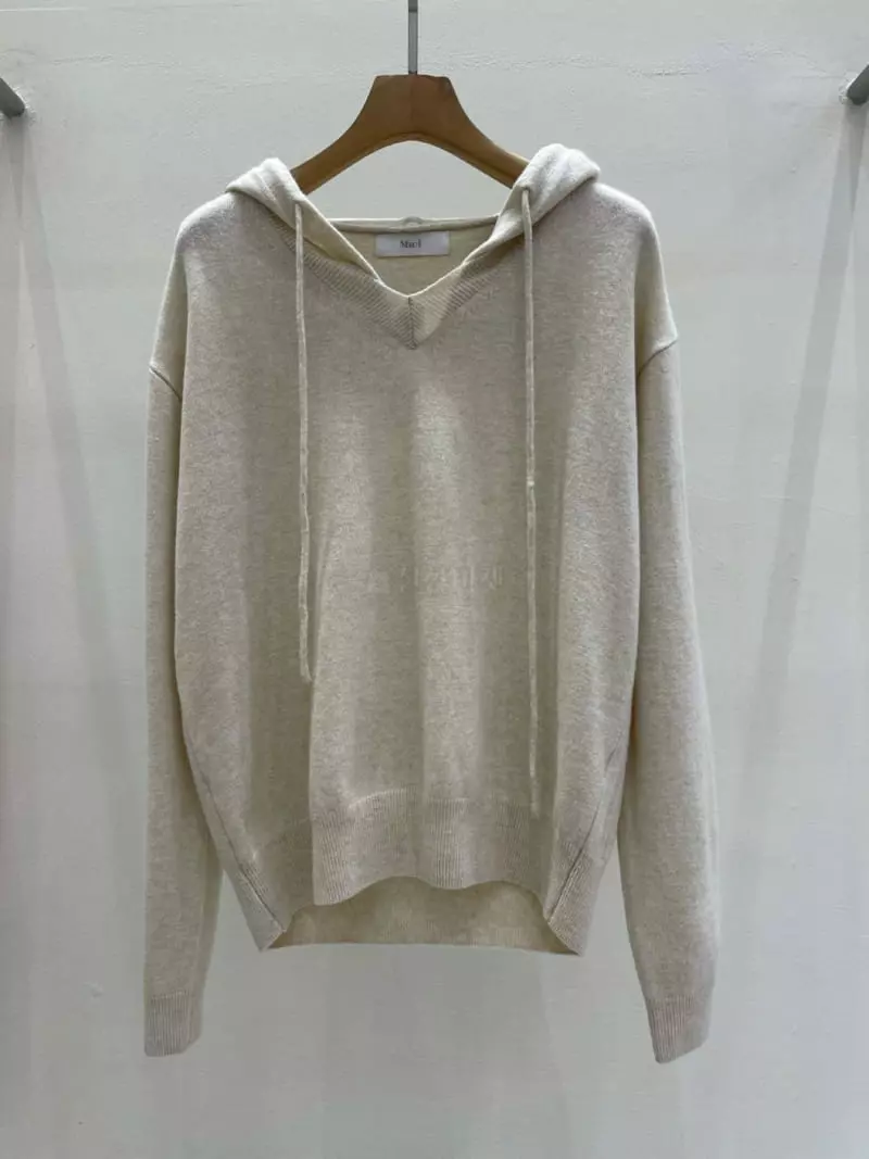 Blanc - Korean Women Fashion - #womensfashion - V Hoody Tee - 2