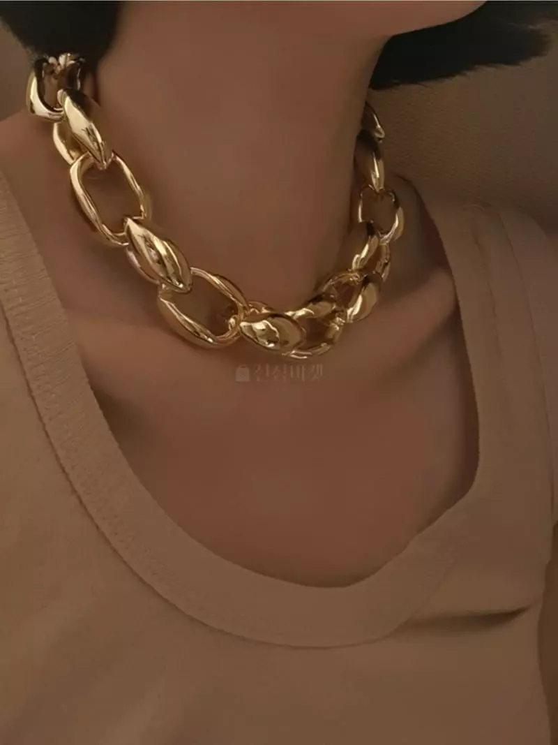 Blancchouette - Korean Women Fashion - #restrostyle - Big Chain 8 Necklace