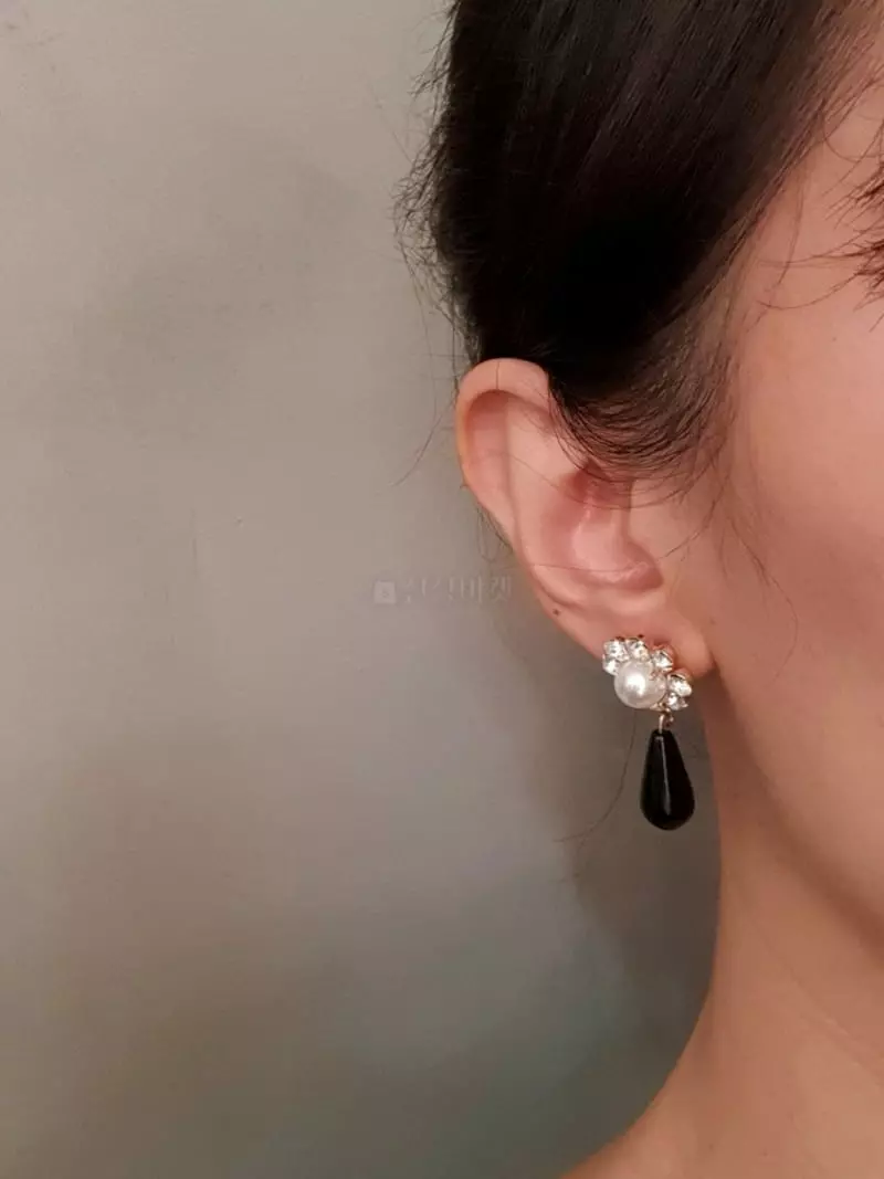 Blancchouette - Korean Women Fashion - #womensfashion - Black 4 Earring