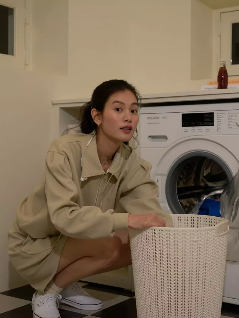 Bold - Korean Women Fashion - #momslook - Cushion Sweatshirt