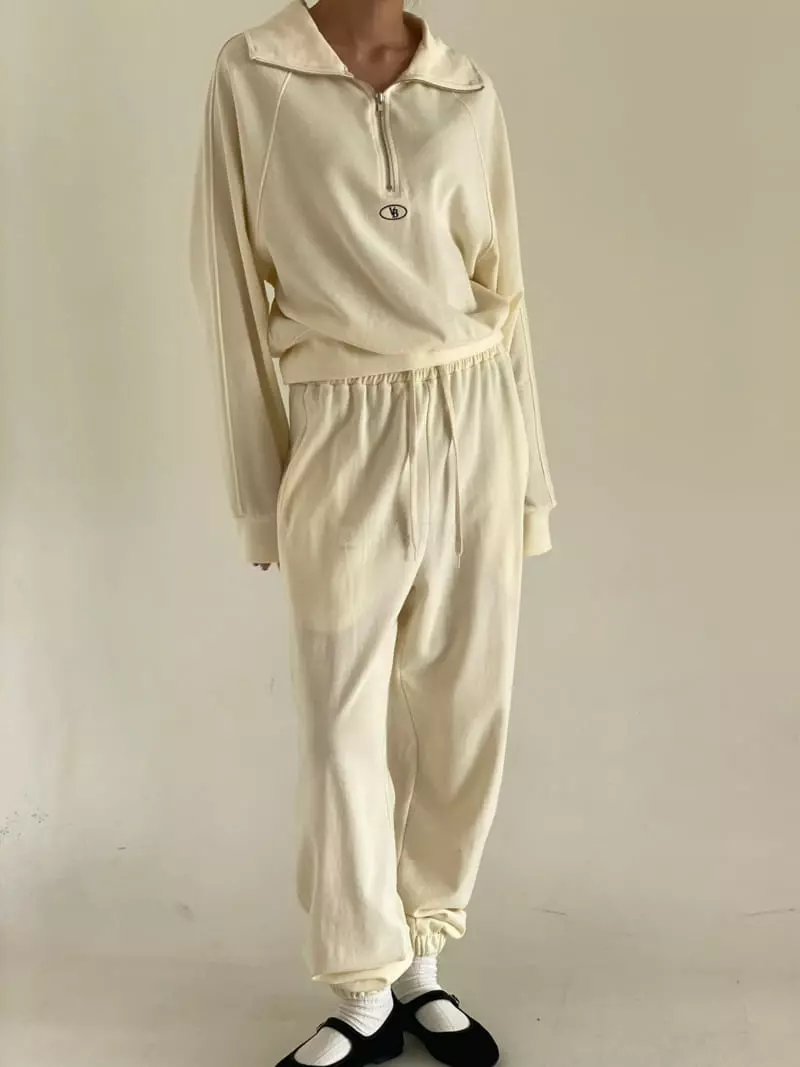 Bold - Korean Women Fashion - #momslook - Embroidery Jogger Pants - 4