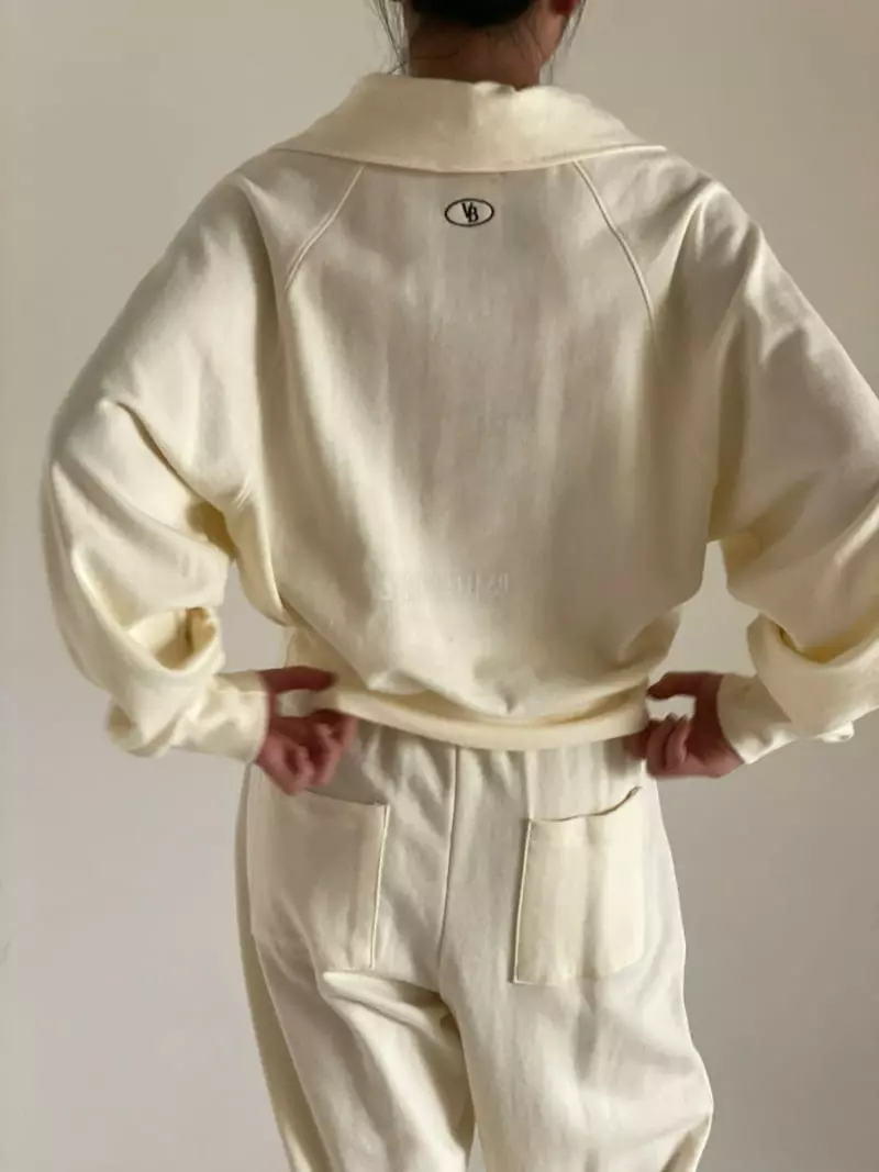 Bold - Korean Women Fashion - #momslook - Half Zip-up Sweatshirt - 2