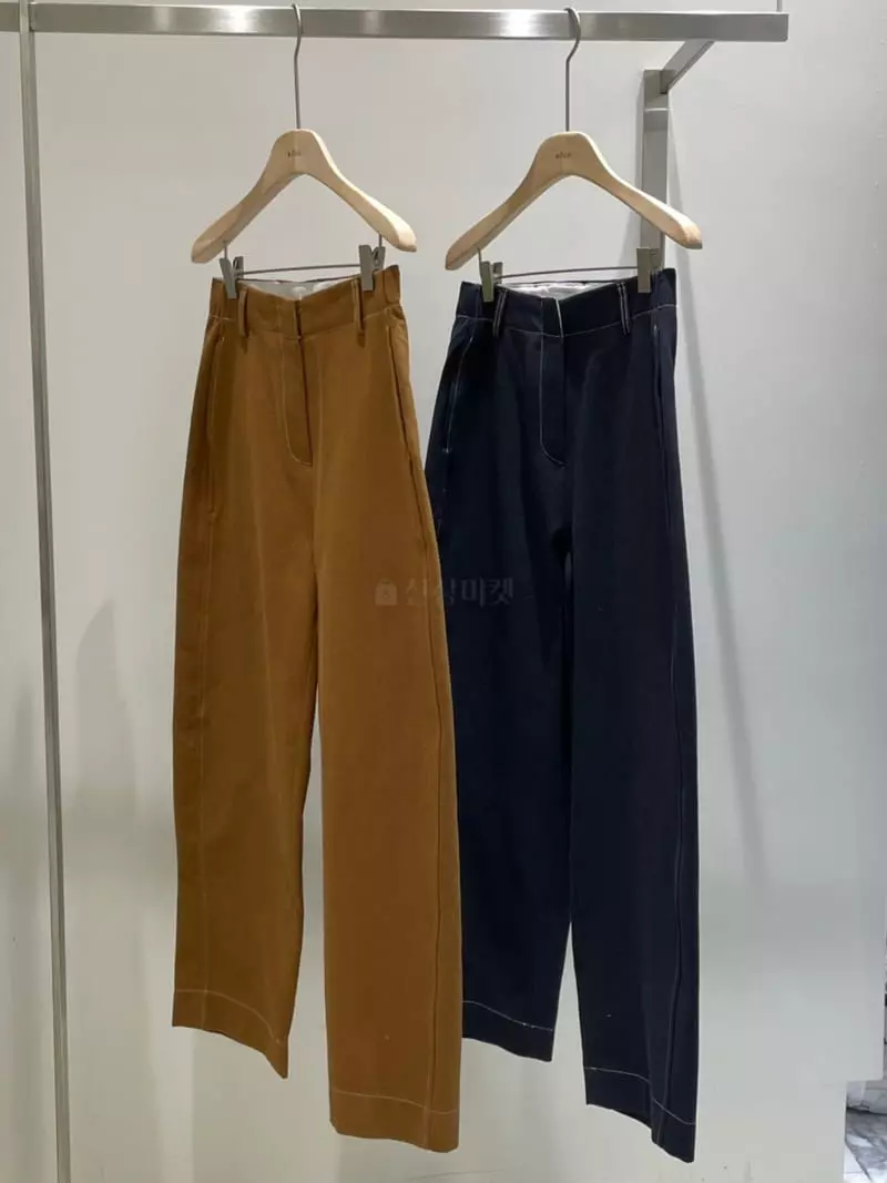 Bold - Korean Women Fashion - #restrostyle - Curve Cotton Pants - 4
