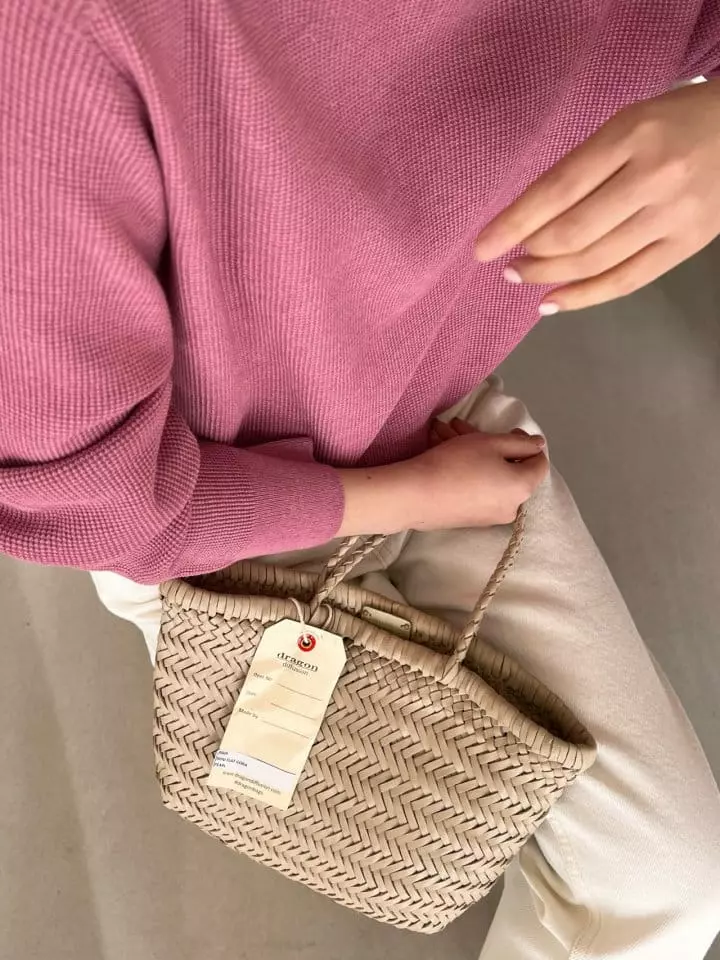 Bowen - Korean Women Fashion - #momslook - Holga Grace R Knit Tee - 3