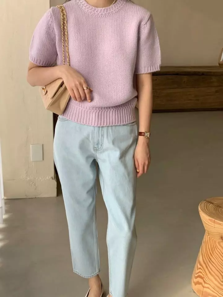 Bowen - Korean Women Fashion - #romanticstyle - Cash Crop Knit Tee