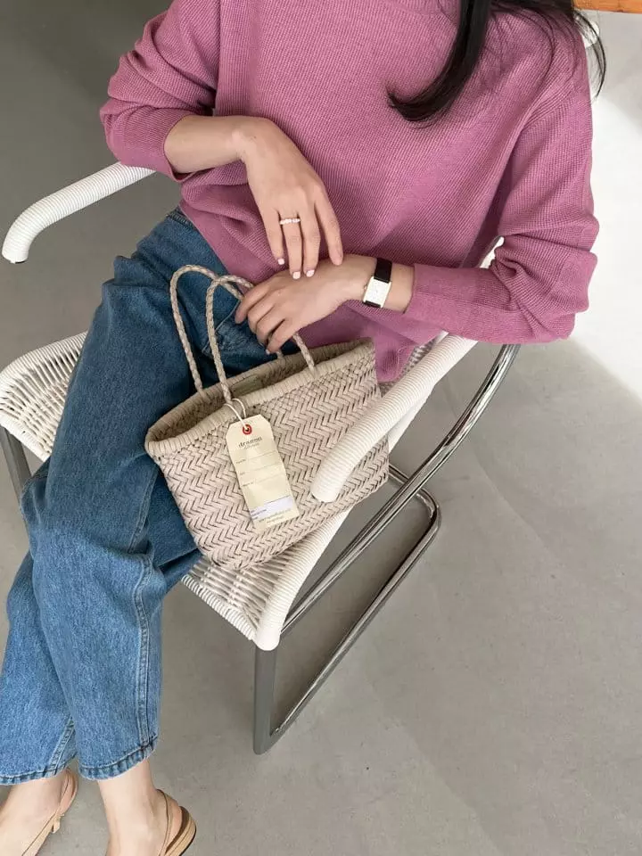 Bowen - Korean Women Fashion - #thelittlethings - Holga Grace R Knit Tee - 2