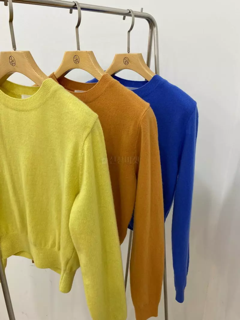Bplan - Korean Women Fashion - #womensfashion - Crop knit Tee - 4