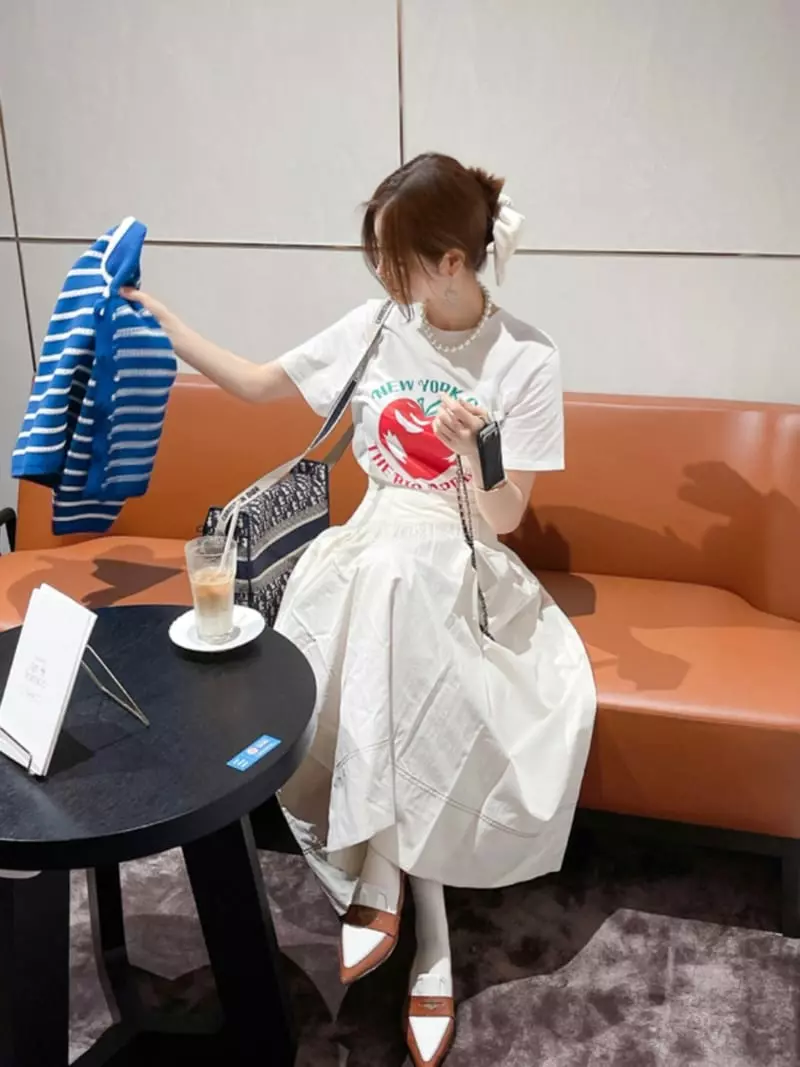 Bplan - Korean Women Fashion - #momslook - Apple Tee