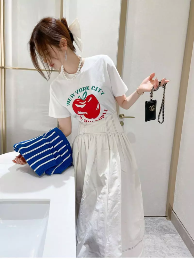 Bplan - Korean Women Fashion - #vintageinspired - Apple Tee - 4