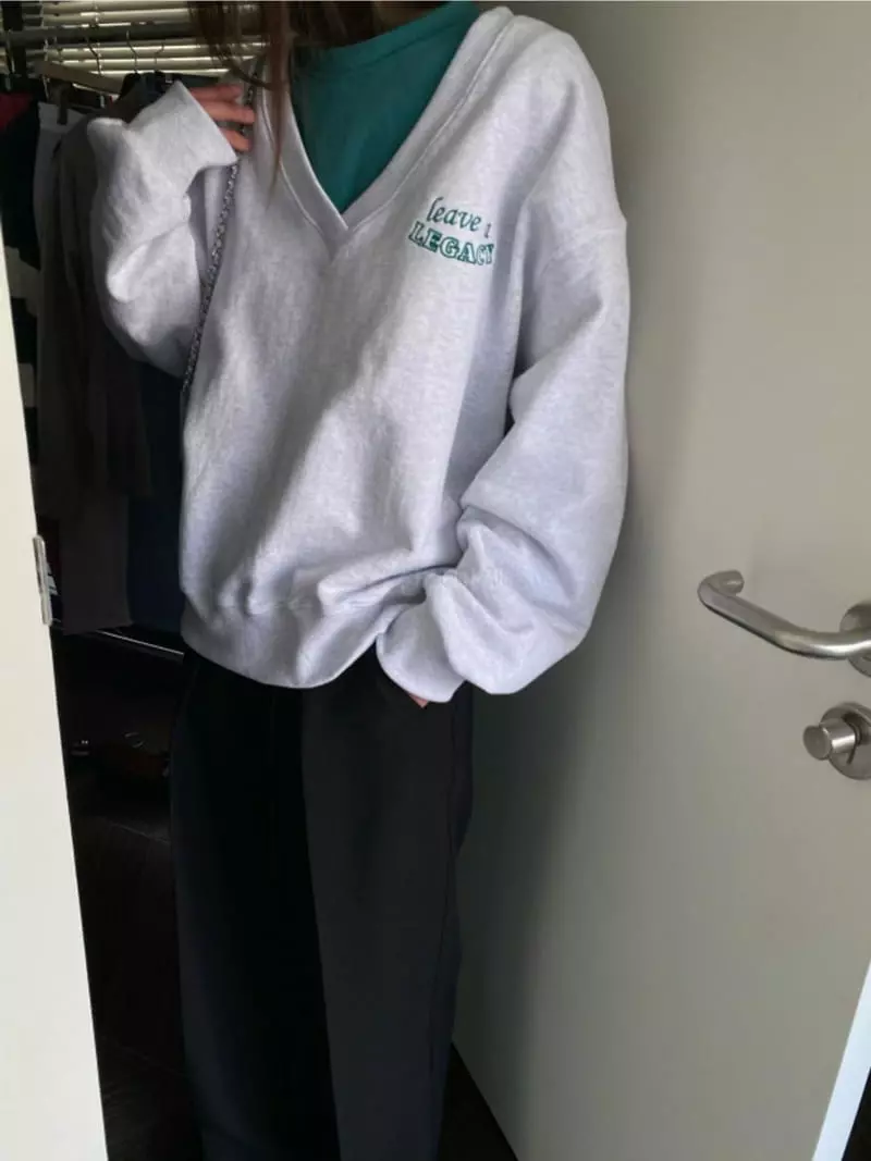 Breathe - Korean Women Fashion - #momslook - Leggash Sweatshirt - 3