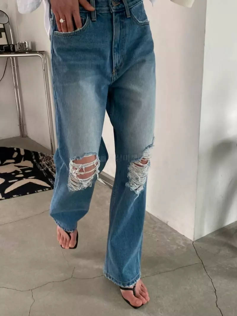 Breathe - Korean Women Fashion - #pursuepretty - Damage Jeans  