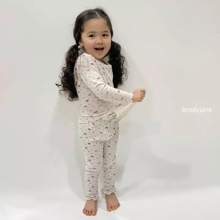 Brodyjane - Korean Children Fashion - #childofig - Flower Eyelet Frill Easywear - 2