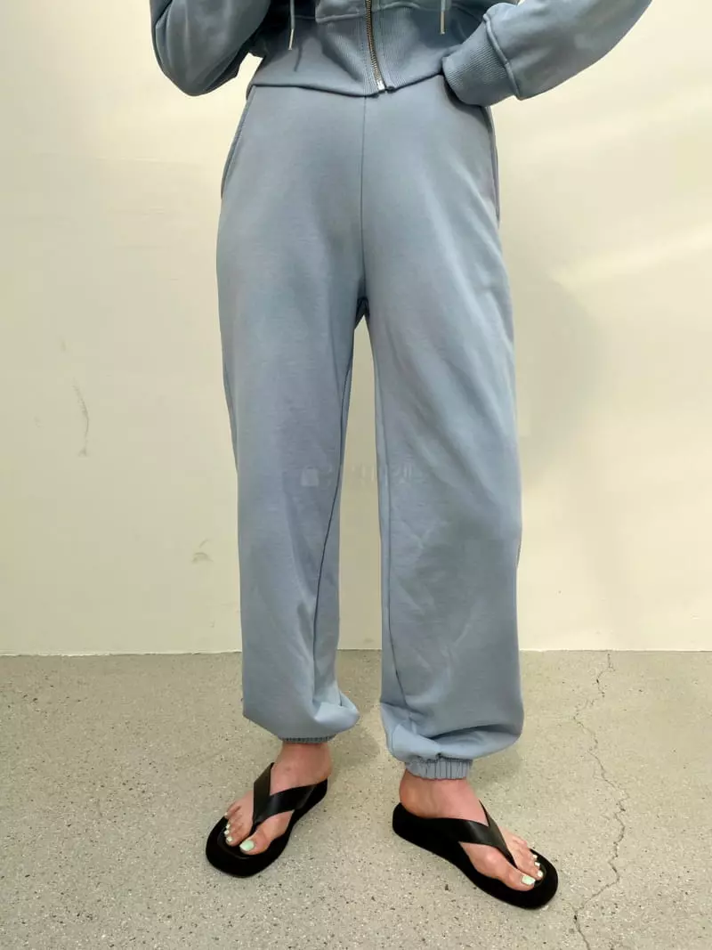 Cedar - Korean Women Fashion - #womensfashion - Carter Jogger Pants