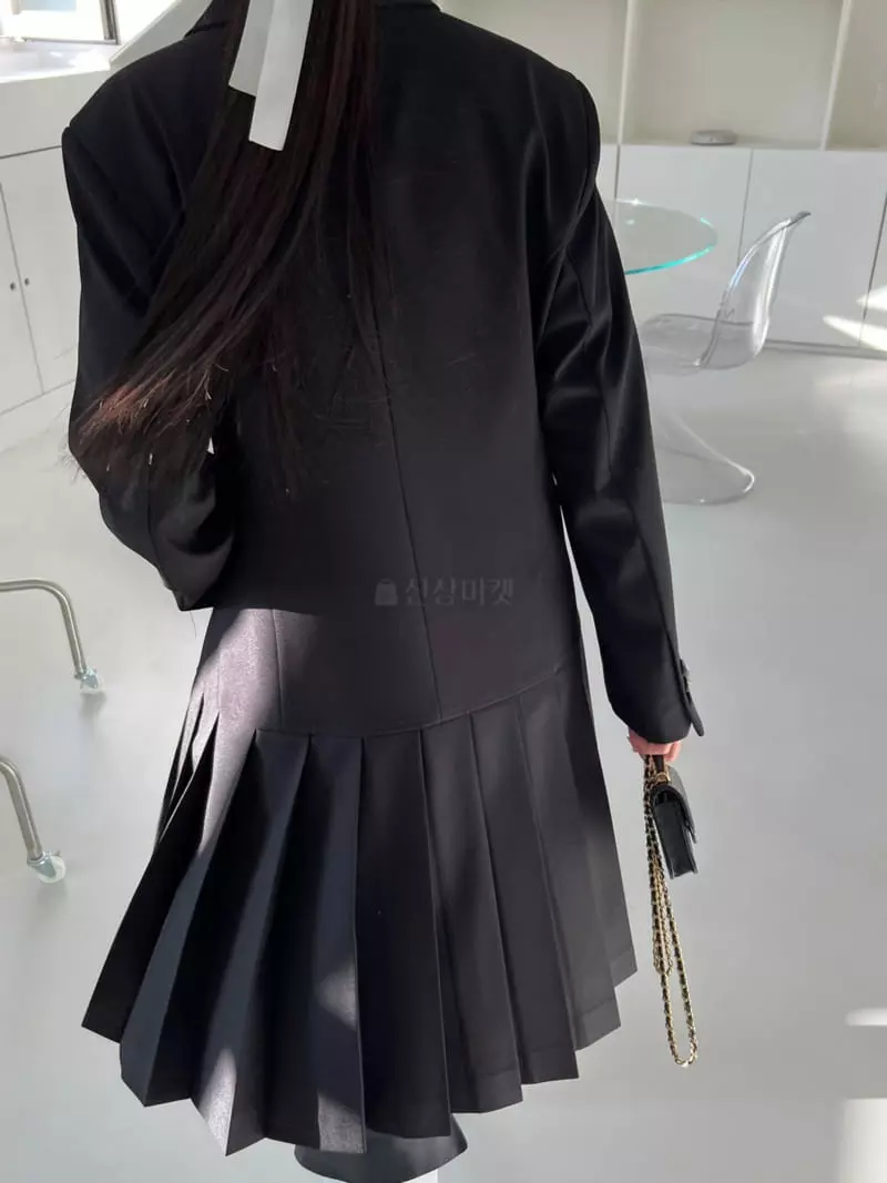 Chapter - Korean Women Fashion - #womensfashion - Pleats Jacket One-piece - 4