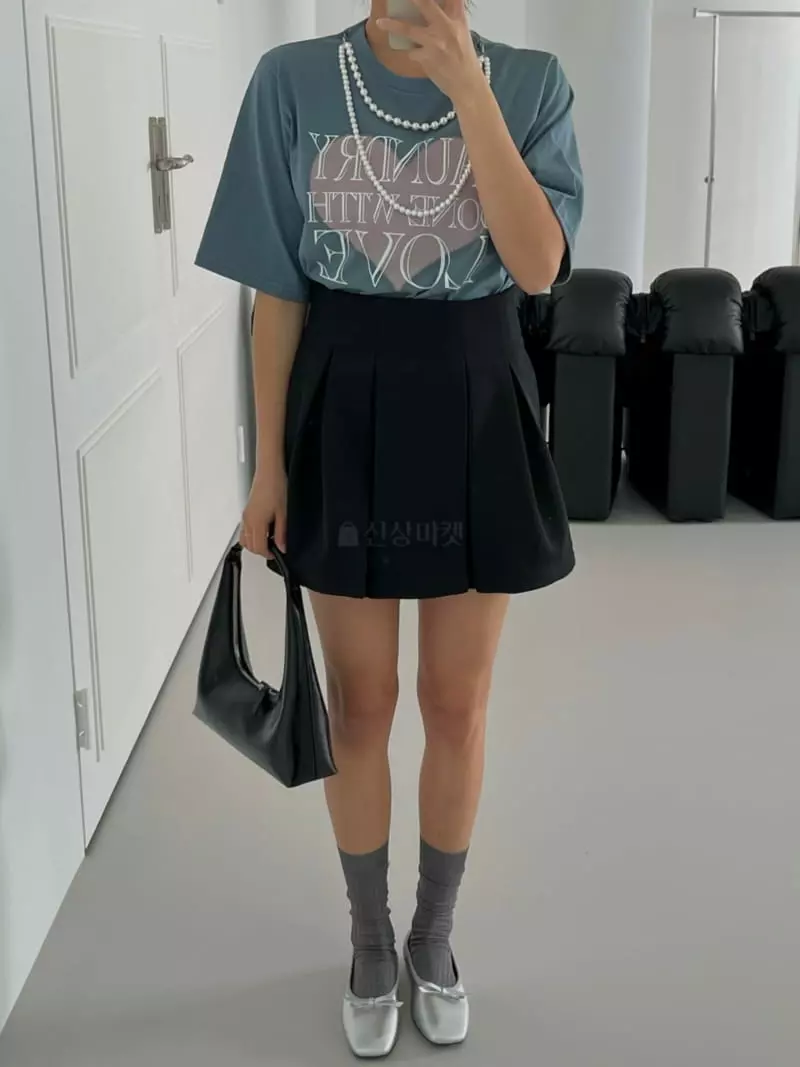 Chapter - Korean Women Fashion - #momslook - Pearl Heart Tee (Including necklace) - 3
