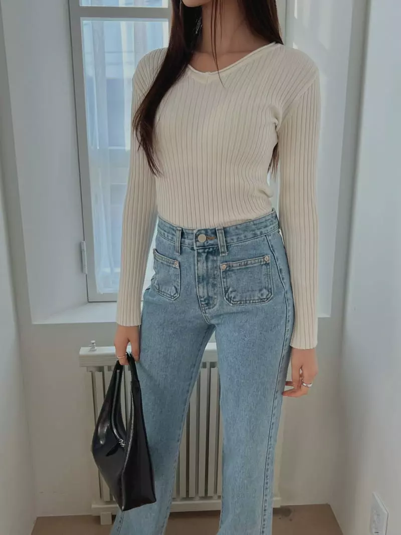 Chapter - Korean Women Fashion - #restrostyle - Pocket Row Jeans