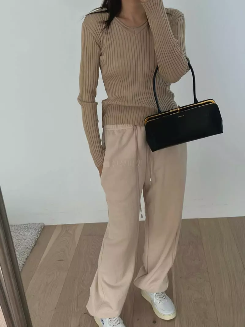 Chapter - Korean Women Fashion - #romanticstyle - Rib V Knit Tee