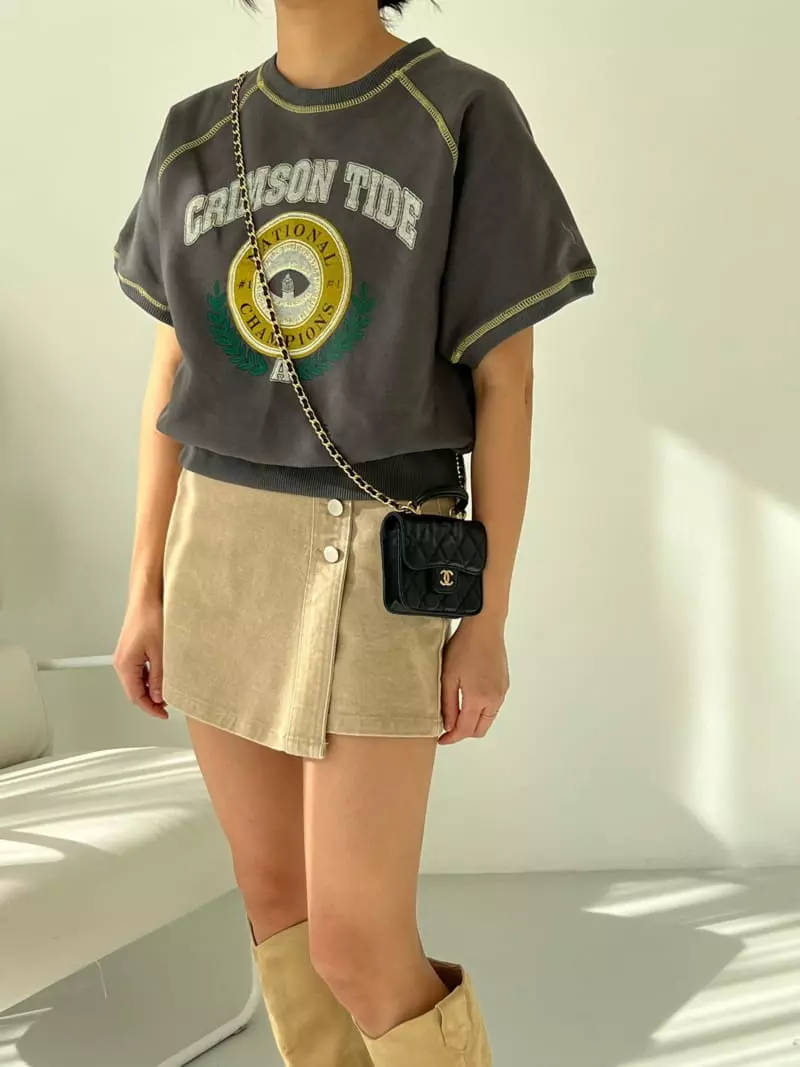 Chapter - Korean Women Fashion - #womensfashion - Laurel Tee