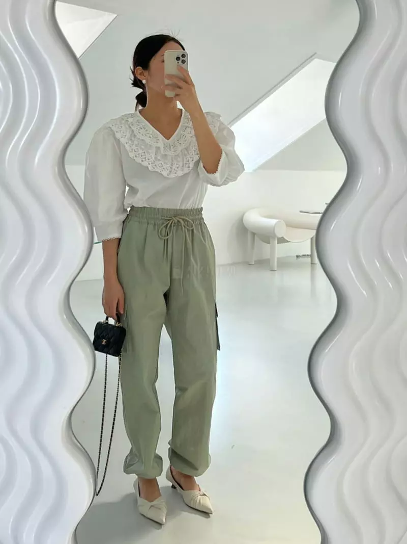 Chapter - Korean Women Fashion - #womensfashion - Perfume Lace Blouse