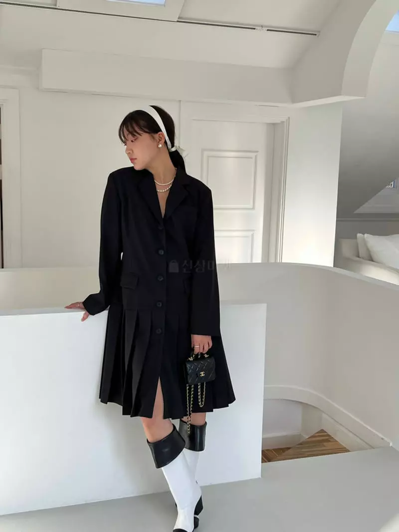 Chapter - Korean Women Fashion - #womensfashion - Pleats Jacket One-piece - 3