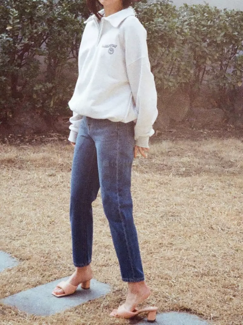 Charlotte - Korean Women Fashion - #momslook - Basic Fit Jeans - 2