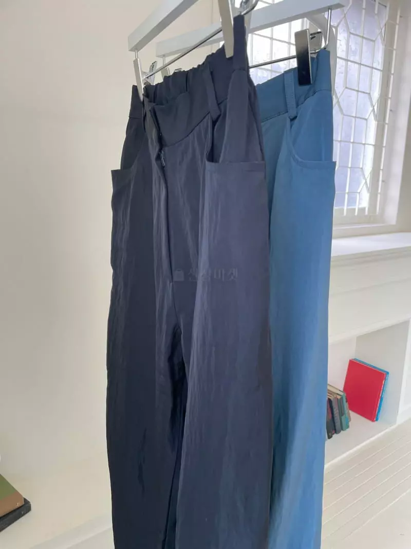 Charlotte - Korean Women Fashion - #momslook - Routine Banding Pants - 2