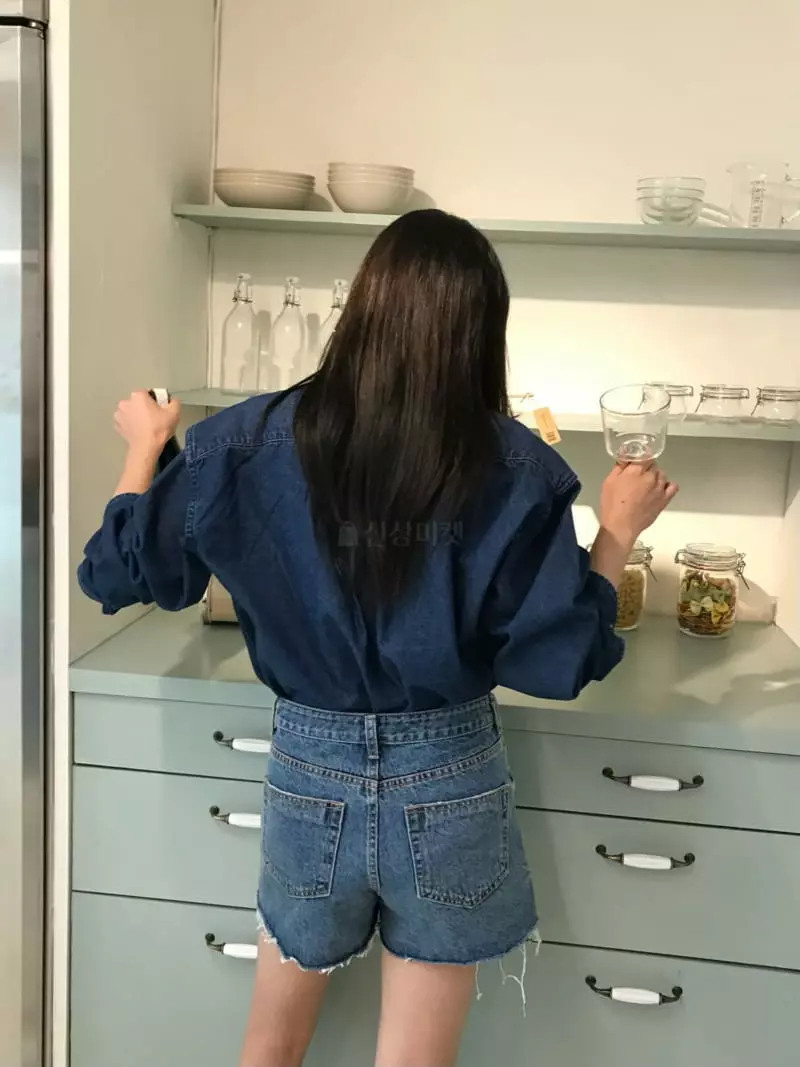 Charlotte - Korean Women Fashion - #shopsmall - Denim Shirt