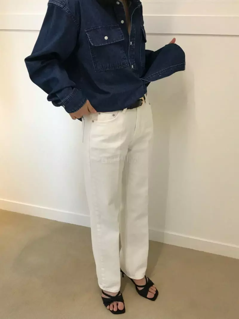 Charlotte - Korean Women Fashion - #thatsdarling - Regular Con Jeans